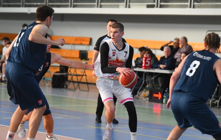 trenuj z zawodowcem! nabór rocznika 2013-2014 do grupy początkującej